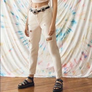 [NWOT] BDG High Waisted Distressed Mom Jeans